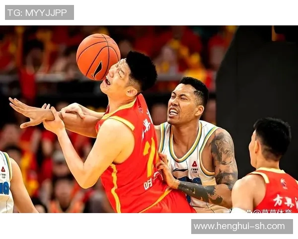 高诗岩的篮球之路：从青涩少年到赛场明星的成长故事